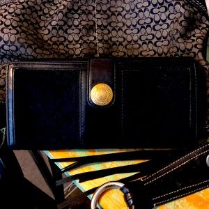 COACH PURSE AND WALLET
